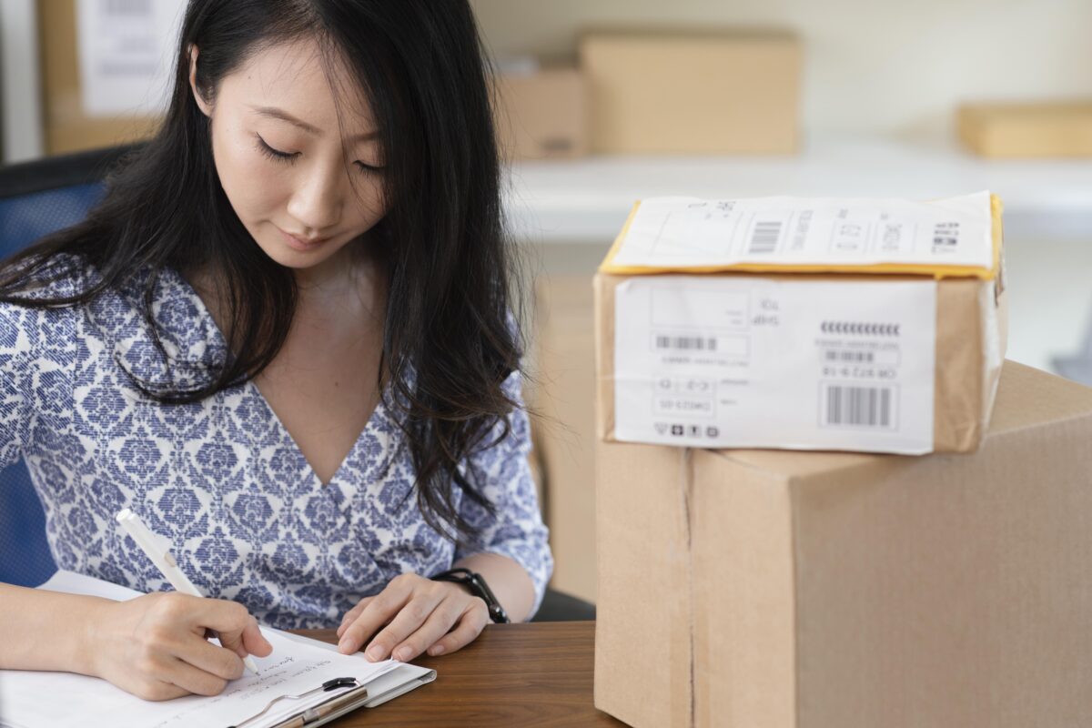 Mengenal Apa Itu MSDS dalam Pengiriman Barang